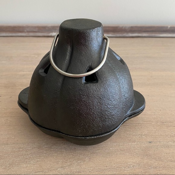 Kitchen Preseasoned Cast Iron Garlic Roaster Bake And Serve Fresh